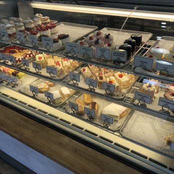 Le Paris Brest Cafe - While supply lasts--Decent amount left for late afternoon - Patisserie/Cake Shop Near Me - Henderson, Nevada