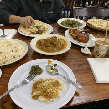 Dera Restaurant - Basmati Mix Vegetable Rice, Goat Curry, Tandoori Chicken, Naan, Aloo Palak. - Indian Near Me - Jackson Heights, New York Dera Restaurant - Basmati Mix Vegetable Rice, Goat Curry, Tandoori Chicken, Naan, Aloo Palak. - Indian Near Me - Jackson Heights, New York