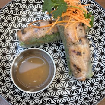 Saigon Cafe - Vietnamese Near Me - Saint Louis, Missouri