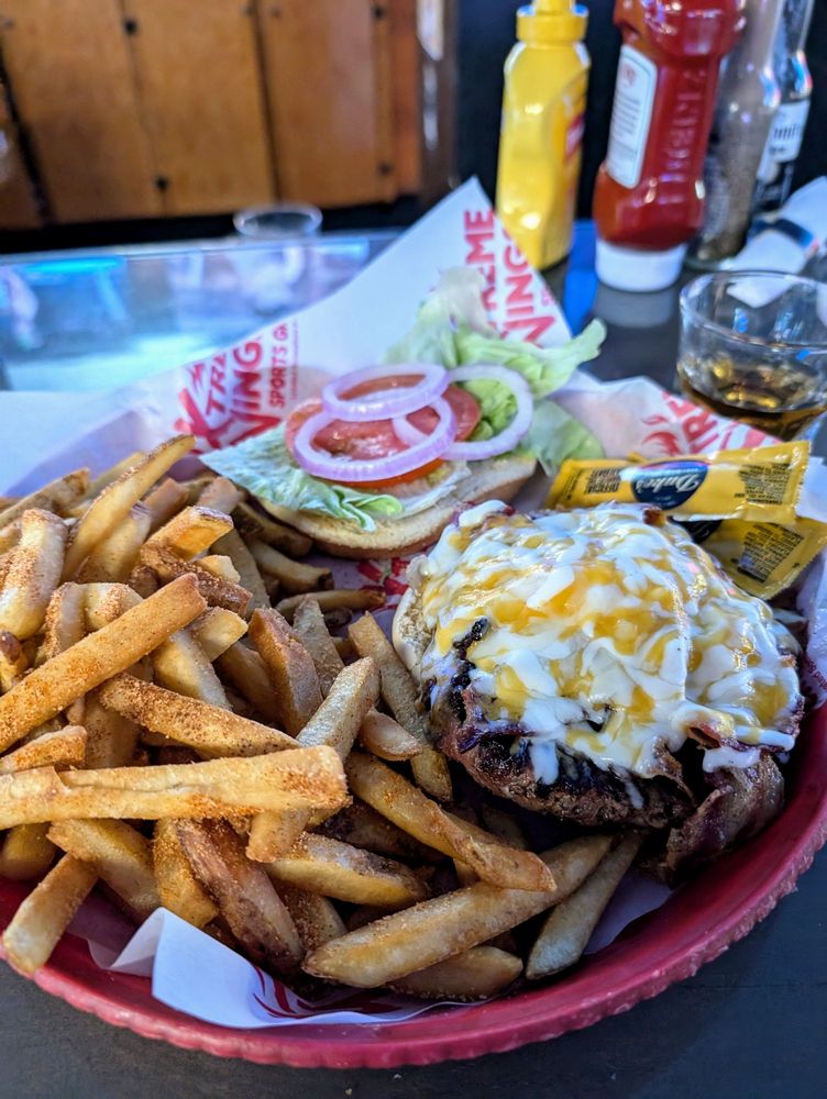 XTREME WINGS Updated September 2024 100 Photos & 109 Reviews