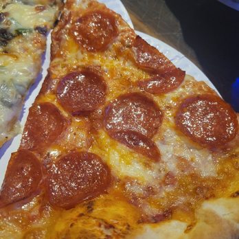 Giovani's Bar & Grill - Pepperoni pizza - Sports Bars Near Me - Philadelphia, Pennsylvania Giovani's Bar & Grill - Pepperoni pizza - Sports Bars Near Me - Philadelphia, Pennsylvania
