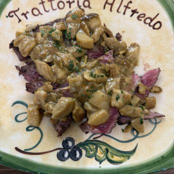 Trattoria Alfredo - Steak with porcini mushrooms - Italian Near Me - Florence, FI Trattoria Alfredo - Steak with porcini mushrooms - Italian Near Me - Florence, FI
