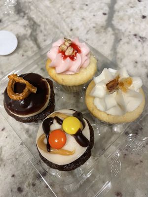 Rise Coffee & Bakery by null