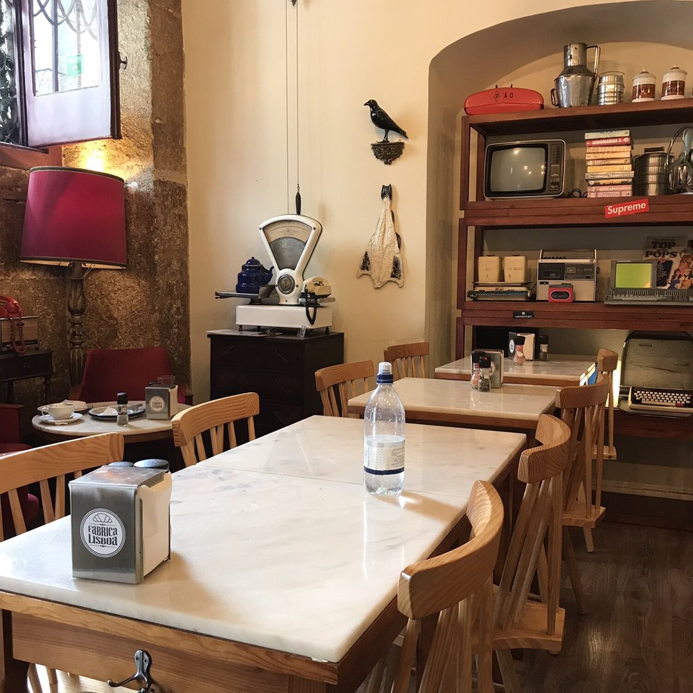 Fábrica Lisboa - Inside - Cafes Near Me - Lisbon, 11 Fábrica Lisboa - Inside - Cafes Near Me - Lisbon, 11