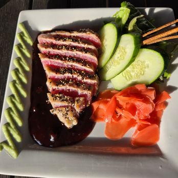 Snapper's Sea Grill - Blue tuna - Seafood Near Me - St. Pete Beach, Florida