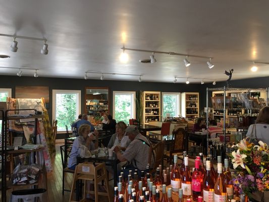 Dot’s Market by null