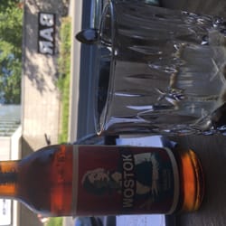 Zweiviertel Bar - Geeister Espresso und ein Wostok Tannenwald. Los geht's