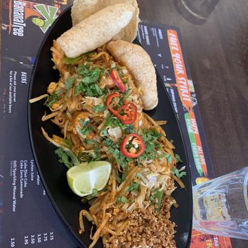 Banana Tree - Chicken pad Thai - Asian Fusion Near Me - London, XGL Banana Tree - Chicken pad Thai - Asian Fusion Near Me - London, XGL