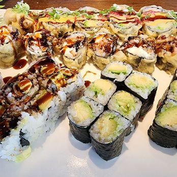 Fontana Sushi - Sushi Bars Near Me - Centennial, Colorado