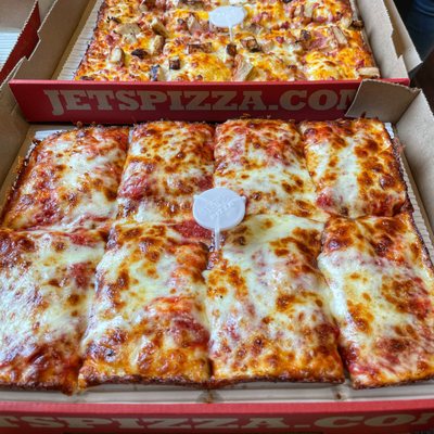 Jet's Pizza by null