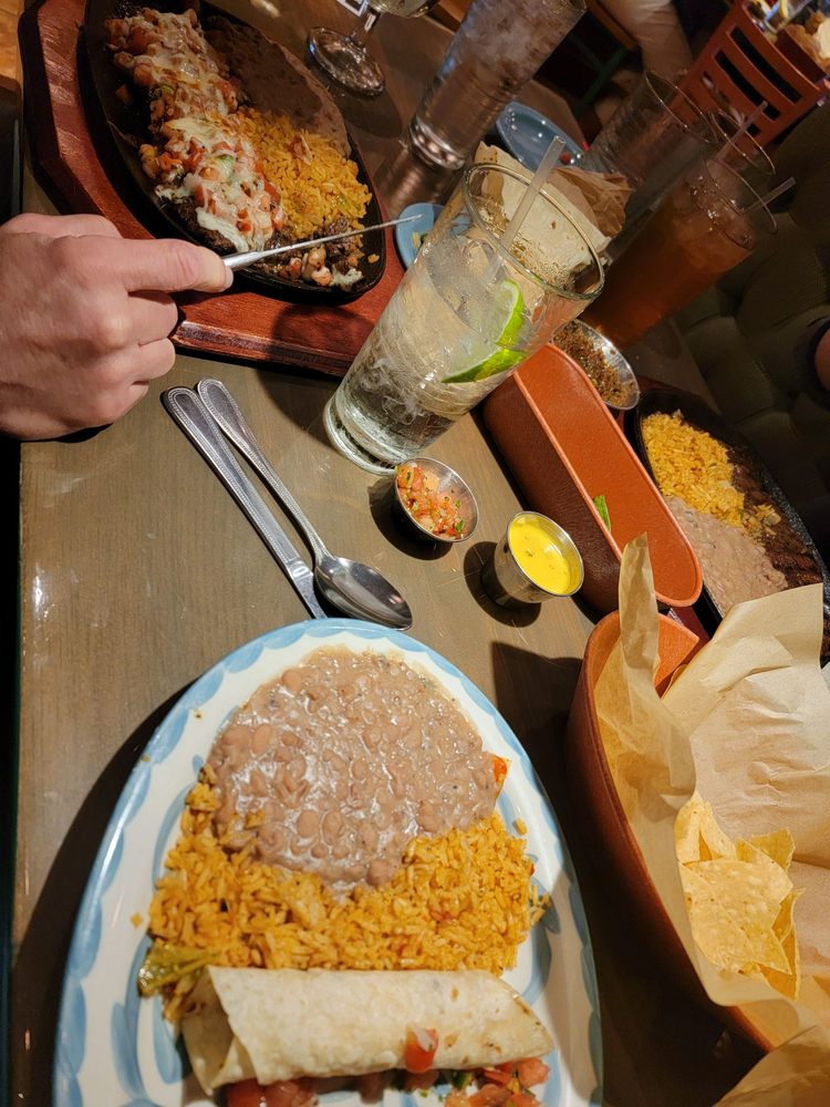 Lupe Tortilla Mexican Restaurant