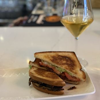 The Side Piece - Wine Bars Near Me - Nashville, Tennessee The Side Piece - Wine Bars Near Me - Nashville, Tennessee