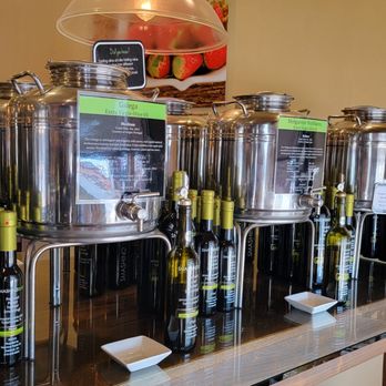 Smashing Olive - a display of olives and olive oil - Olive Oil Near Me - Tallahassee, Florida Smashing Olive - a display of olives and olive oil - Olive Oil Near Me - Tallahassee, Florida