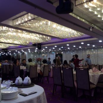 好彩海鮮酒家 - Appears popular with the locals... - Cantonese Near Me - Hong Kong, HK
