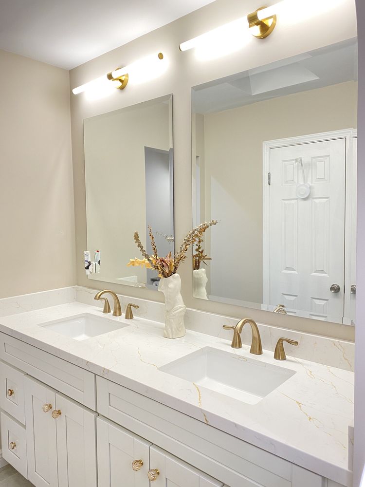 Slide of Aura Renovation