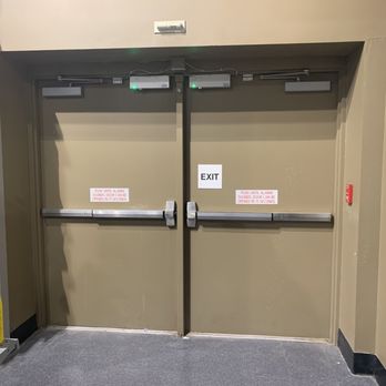 DICK'S Sporting Goods - Dicks sporting goods exit door orlando fl 1:33 pm December 1 2023 - Sports Wear Near Me - Orlando, Florida DICK'S Sporting Goods - Dicks sporting goods exit door orlando fl 1:33 pm December 1 2023 - Sports Wear Near Me - Orlando, Florida