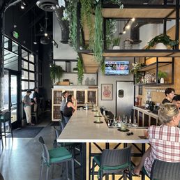 Bar Bar