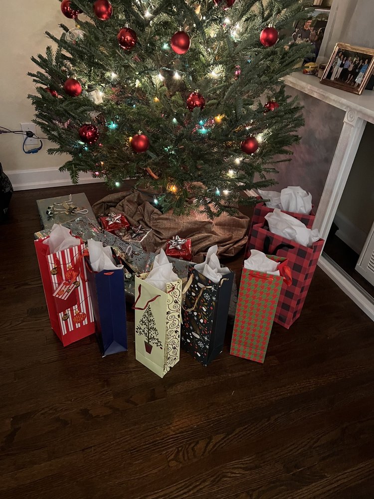 THE WINE SELLER Updated October 2024 16 Reviews 6 W Ridgewood Ave