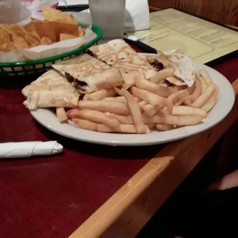 El Maguey Cantina - Mexican Near Me - Pontiac, Michigan El Maguey Cantina - Mexican Near Me - Pontiac, Michigan