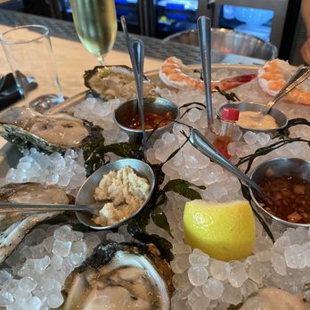 Loch Bar - Seafood Near Me - Houston, Texas Loch Bar - Seafood Near Me - Houston, Texas