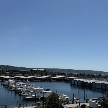 Hotel Indigo Seattle Everett Waterfront - Hotels Near Me - Everett, Washington Hotel Indigo Seattle Everett Waterfront - Hotels Near Me - Everett, Washington
