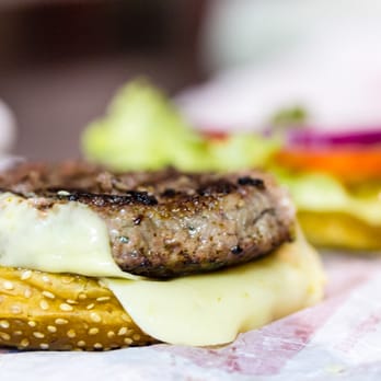 Famous Burger - Burgers Near Me - Rio de Janeiro, RJ Famous Burger - Burgers Near Me - Rio de Janeiro, RJ
