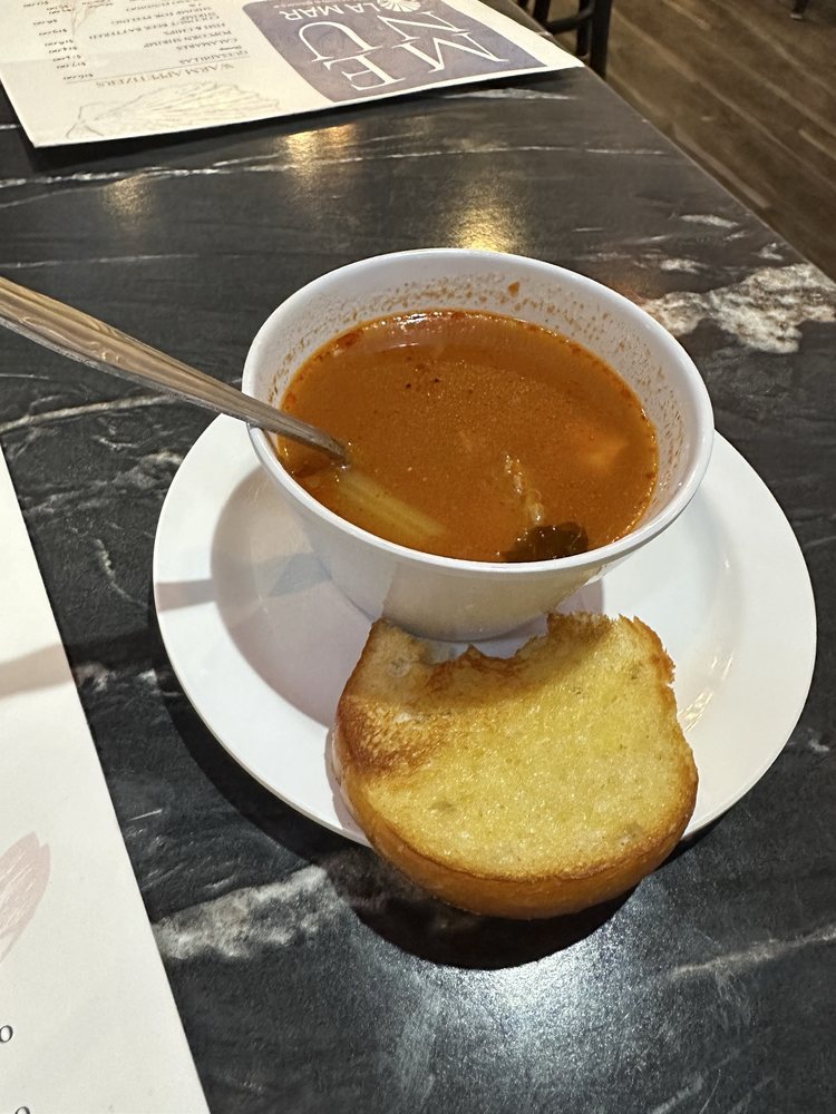 La Mar Seafood & Drinks Logo