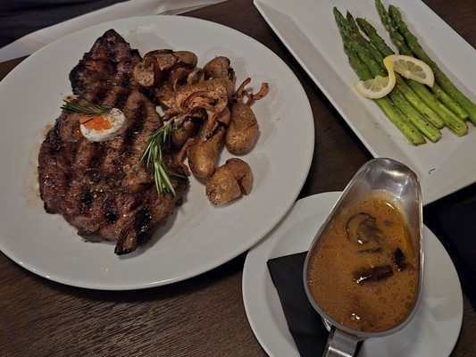 Enoteca Rossa by null