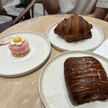 Salswee - Yuzu, Ham and Cheese Croissant, Black Truffle Suisse - Bakeries Near Me - New York, New York Salswee - Yuzu, Ham and Cheese Croissant, Black Truffle Suisse - Bakeries Near Me - New York, New York