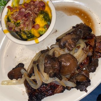 Texas Roadhouse - NY strip with onions and mushrooms - Steakhouses Near Me - Miami, Florida Texas Roadhouse - NY strip with onions and mushrooms - Steakhouses Near Me - Miami, Florida