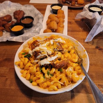 Rail Craft Kitchen & Bar - Buffalo mac and cheese is great. They do have the best dill pickle chips. Everything was great. Everytime I come to Dublin I will eat here. - Bars Near Me - Dublin, Ohio Rail Craft Kitchen & Bar - Buffalo mac and cheese is great. They do have the best dill pickle chips. Everything was great. Everytime I come to Dublin I will eat here. - Bars Near Me - Dublin, Ohio