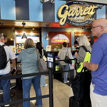 Garrett Popcorn Shops - Popcorn Shops Near Me - Chicago, Illinois Garrett Popcorn Shops - Popcorn Shops Near Me - Chicago, Illinois