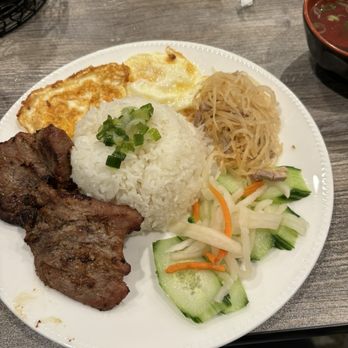 Chopstix - Japanese Near Me - Livonia, Michigan