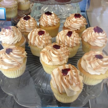 Cupcake and Things Bakery - Bakeries Near Me - Kapolei, Hawaii Cupcake and Things Bakery - Bakeries Near Me - Kapolei, Hawaii