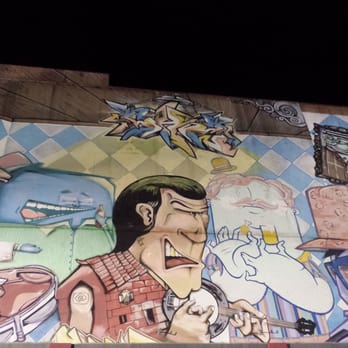 Sarau Rio - Paredão do Sarau Rio - Bars Near Me - Rio de Janeiro, RJ
