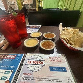 La Toska - Chips and salsa, queso - Tex-Mex Near Me - Cedar Hill, Texas La Toska - Chips and salsa, queso - Tex-Mex Near Me - Cedar Hill, Texas