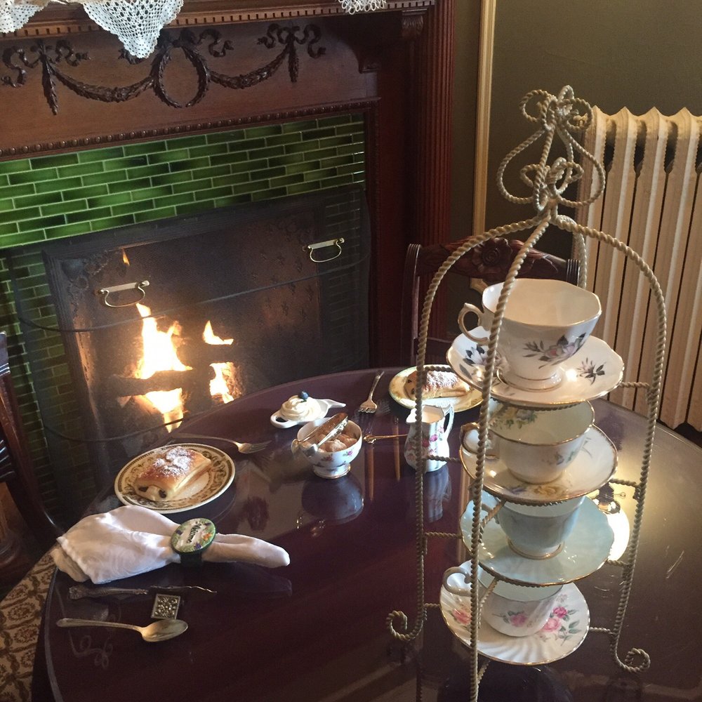 Mathis House  - Bed & Breakfast Near Me - Toms River, New Jersey