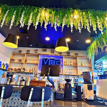 Makers & Finders - Bar area - Breakfast & Brunch Near Me - Henderson, Nevada Makers & Finders - Bar area - Breakfast & Brunch Near Me - Henderson, Nevada