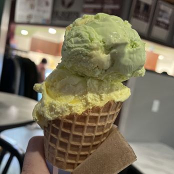 Olson’s Ice Cream - Glacier Bay lemon and Keylime pie - Ice Cream & Frozen Yogurt Near Me - Eau Claire, Wisconsin