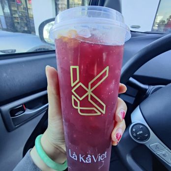 La Ka Viet - Peach hibiscus oolong tea - Desserts Near Me - Westminster, California