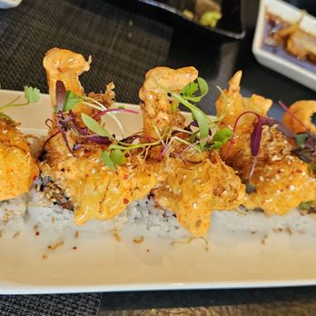 E⁺ MON - The big spicy popcorn shrimp roll! - Japanese Near Me - Westlake Village, California E⁺ MON - The big spicy popcorn shrimp roll! - Japanese Near Me - Westlake Village, California