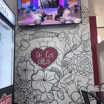 La Bolsita - Art wall - Juice Bars & Smoothies Near Me - Tracy, California
