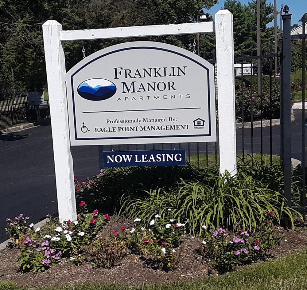 FRANKLIN MANOR APARTMENTS Updated August 2024 Request Information