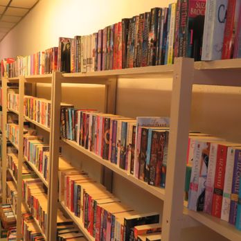 Books Abound - Bookstores Near Me - Houston, Texas