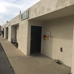 Herff Jones - Business moved from old location; a bit challenging to find on Easton Dr.