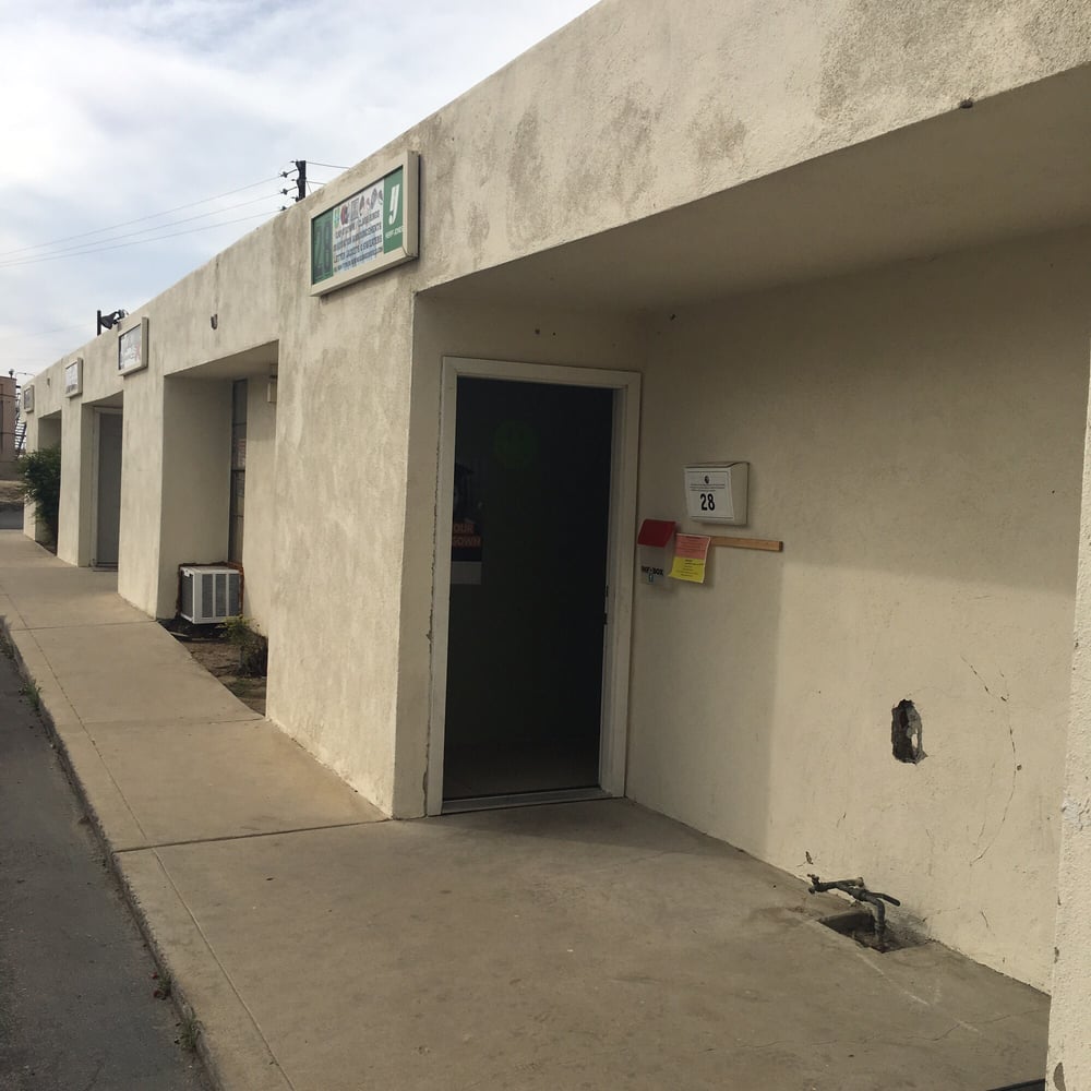 HERFF JONES 4700 Easton Dr, Bakersfield, California Customized