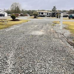 Raleigh Oaks RV Resort And Cottages
