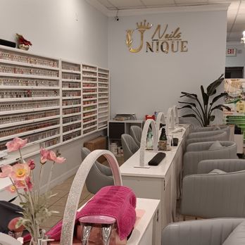 Unique Nails - Nail Salons Near Me - Indianapolis, Indiana