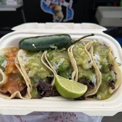 Taqueria la Oaxaqueña - So many tacos!