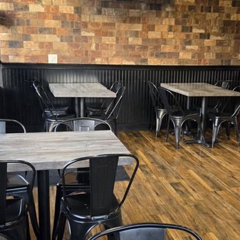 Hole In the Wall Burger - Seating Area - Burgers Near Me - Lake Forest, California Hole In the Wall Burger - Seating Area - Burgers Near Me - Lake Forest, California